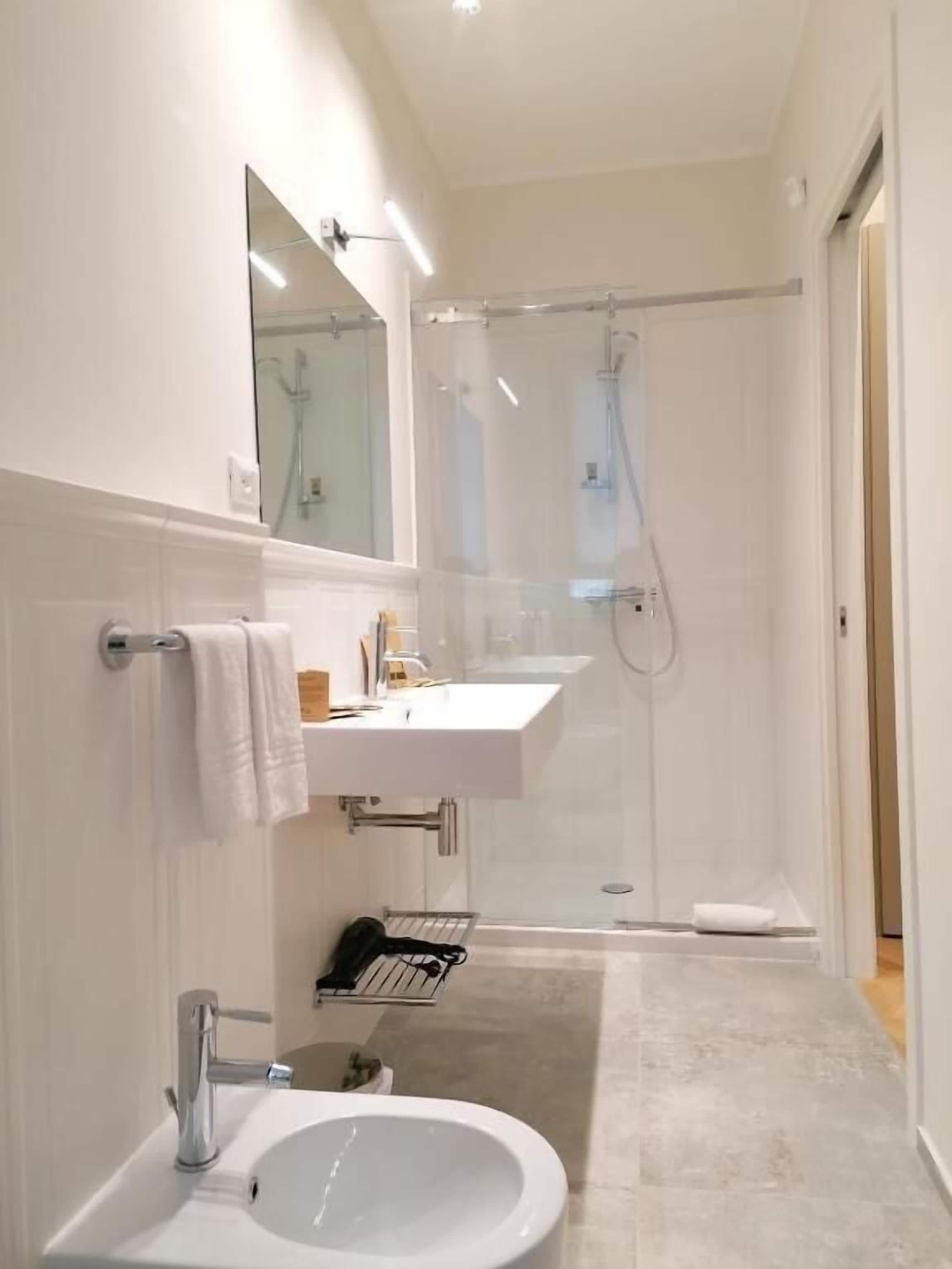 Doppia Superior, angolo cottura | Bagno | Pantofole