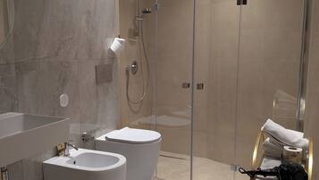 Junior Suite | Bathroom | Slippers