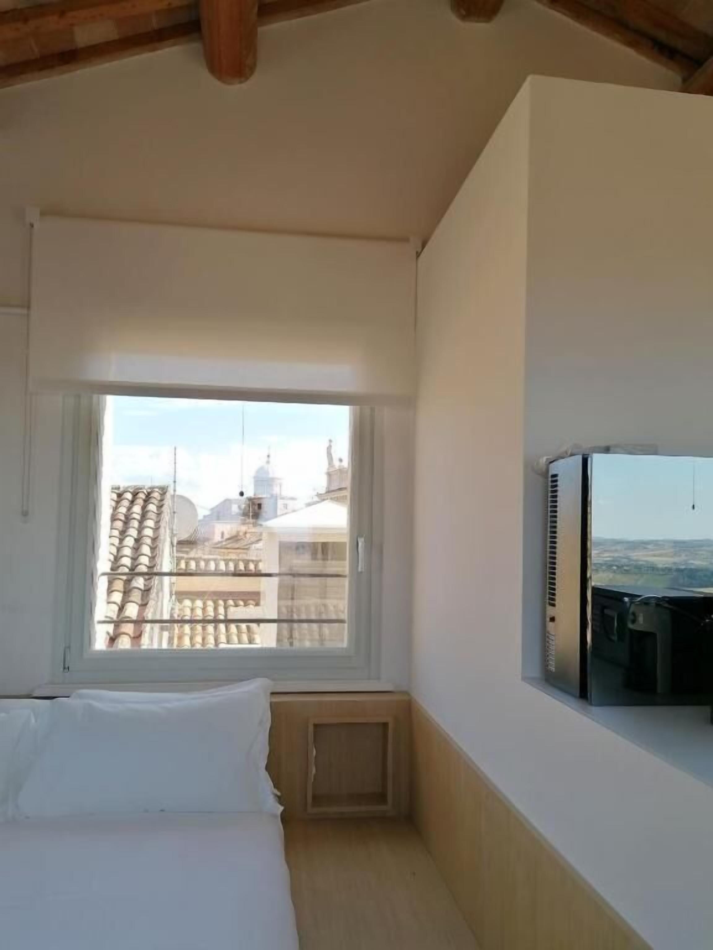 Panoramic Double Room | In-room safe, blackout curtains, soundproofing, iron/ironing board