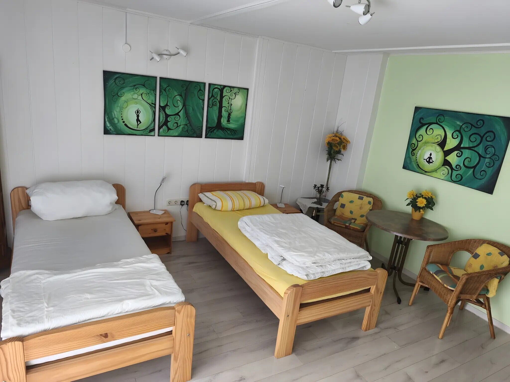 2 bedrooms, WiFi, bed sheets