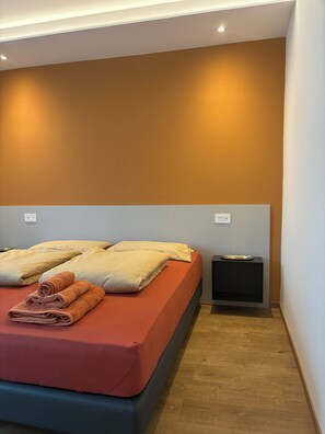 1 bedroom, WiFi - Nido di Rondine Suite Apartments - TRAMONTO (Nago-Torbole)