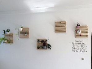 Interior - Cosy apartment for 4 guests with pool, TV, terrace and pets allowed (Auerbach)