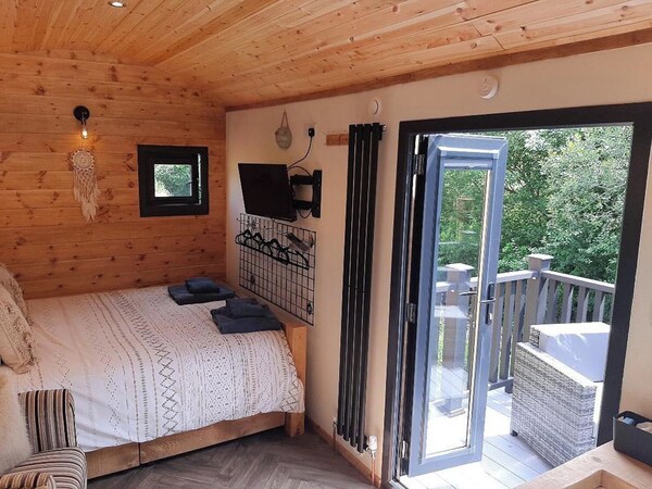 Min Yr Afon Cabin Sleeps2 Hot Tub Parking - Anglesey