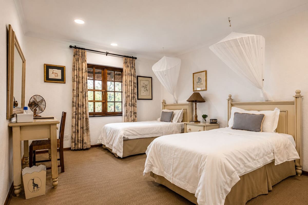 Standard-Doppelzimmer, Gartenblick