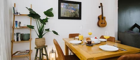 House | Dining