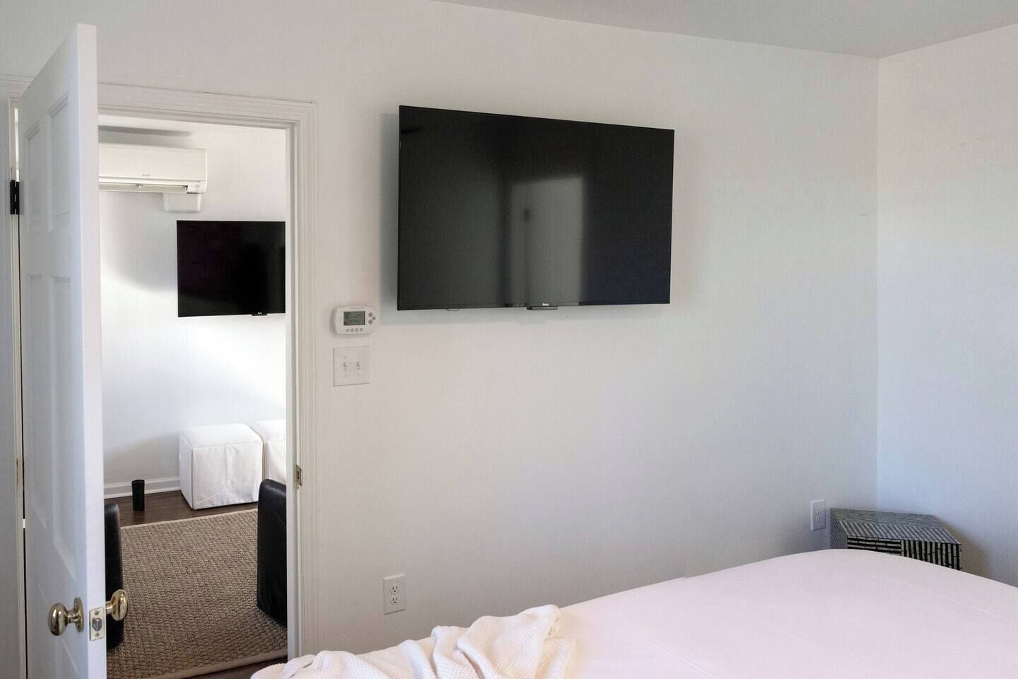 1 bedroom, iron/ironing board, WiFi
