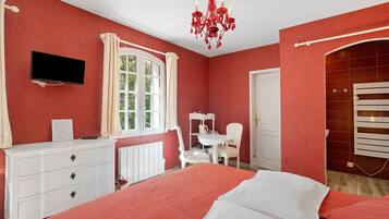 1 habitación, wifi y ropa de cama