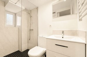 Bathroom - Arcane - Joli studio en duplex, centre de Toulouse (Toulouse)