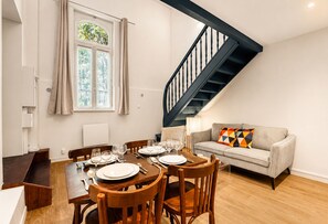 Dining - Arcane - Joli studio en duplex, centre de Toulouse (Toulouse)