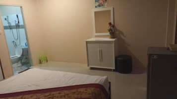 Basic Double Room, Mountain View | Free WiFi