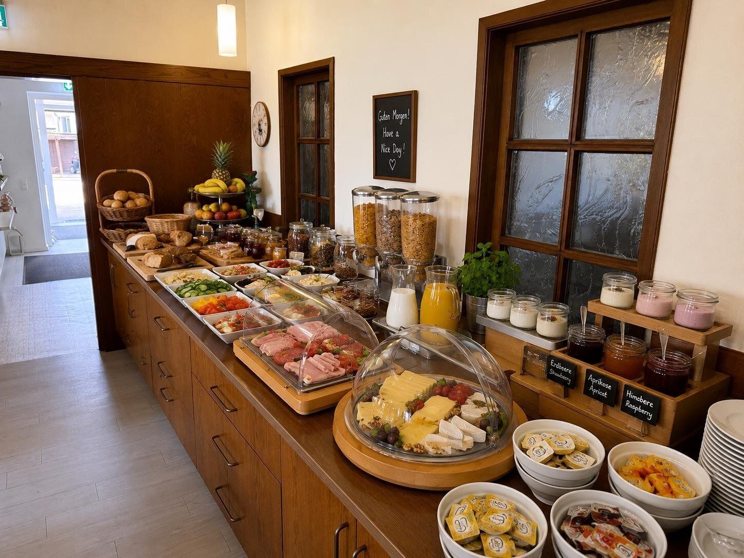 Daily buffet breakfast for a fee