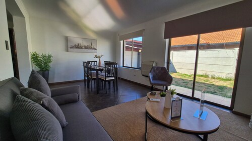 3-bedroom house in serene Maule with cool hot AC