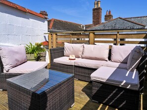 House | Balcony - Holiday Home in Falmouth With Harbour Views (Falmouth)