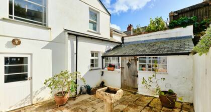 Holiday Home in Falmouth With Harbour Views