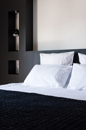 3 chambres, fer et planche à repasser, Wi-Fi, draps fournis