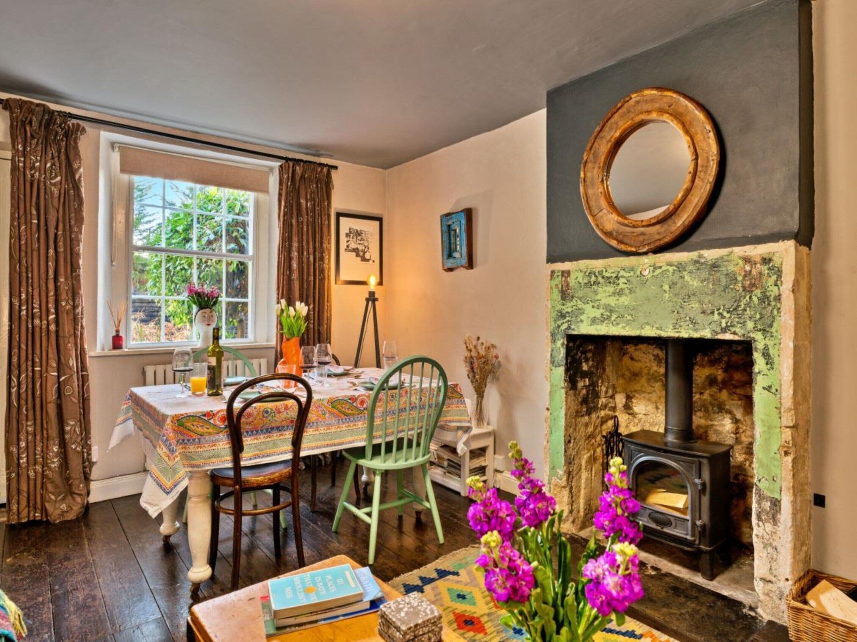 House | Dining