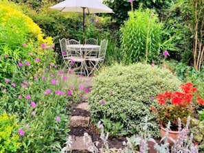 House | Balcony - Charming Country Cottage Near Bath (Trowbridge)