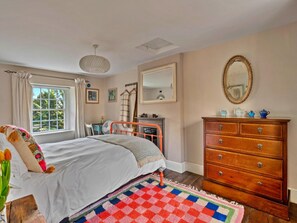 House | 2 bedrooms, individually furnished - Charming Country Cottage Near Bath (Trowbridge)