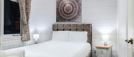 Chalet | 2 bedrooms, iron/ironing board