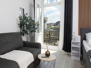 Economy Apartment - HomeME 14 | Khu phòng khách