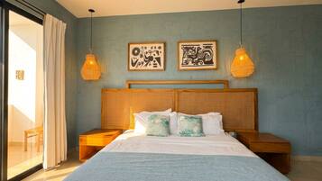 Deluxe Suite, Balcony, Sea View | Iron/ironing board, WiFi (free), bed sheets