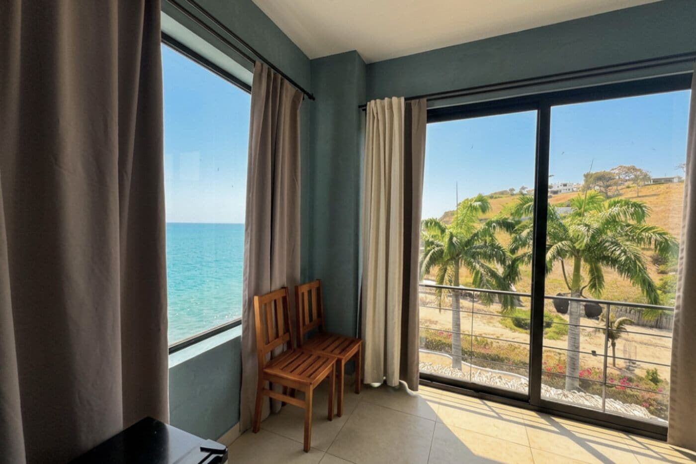 Superior Room, Balcony, Sea View | Interior