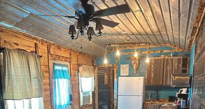 Western cabin in Blanchard, OK