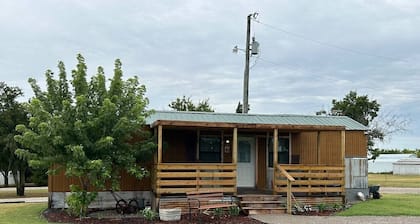 Western cabin in Blanchard, OK
