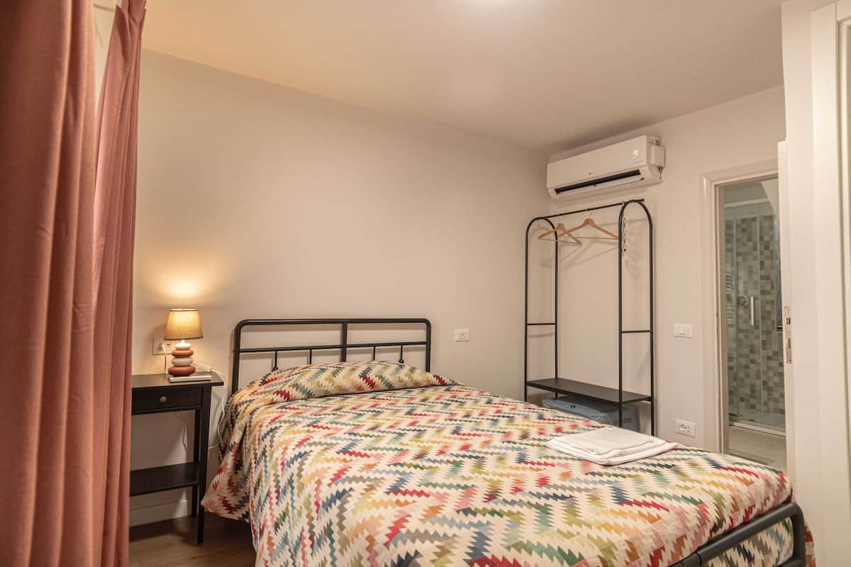 Comfort Single Room, City View | WiFi (free)