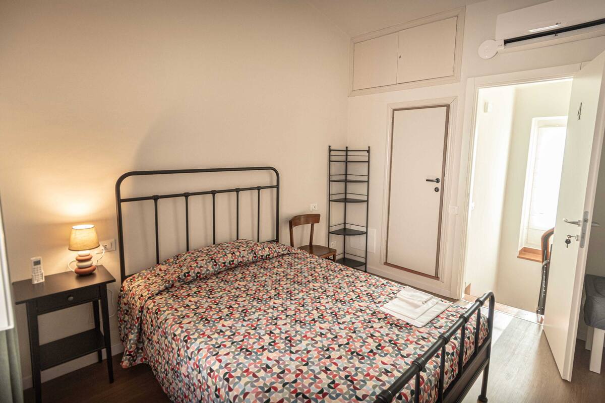 Classic Single Room, City View | WiFi (free)