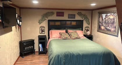Italian cabin in Blanchard, OK