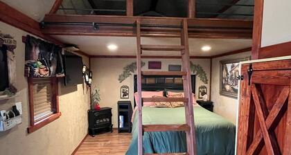 Italian cabin in Blanchard, OK