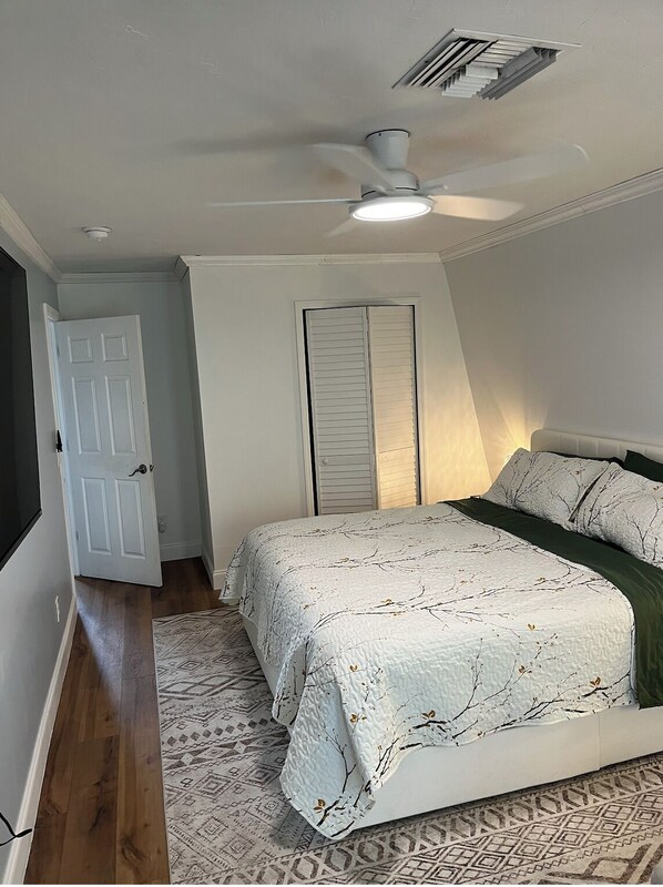 2 habitaciones, escritorio, wifi gratis y ropa de cama 