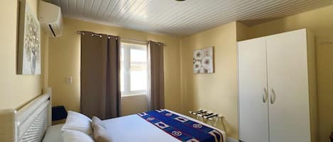 Villa tradicional, 3 habitaciones, Aire acondicionado | Cortinas opacas, tabla de planchar con plancha, wifi gratis