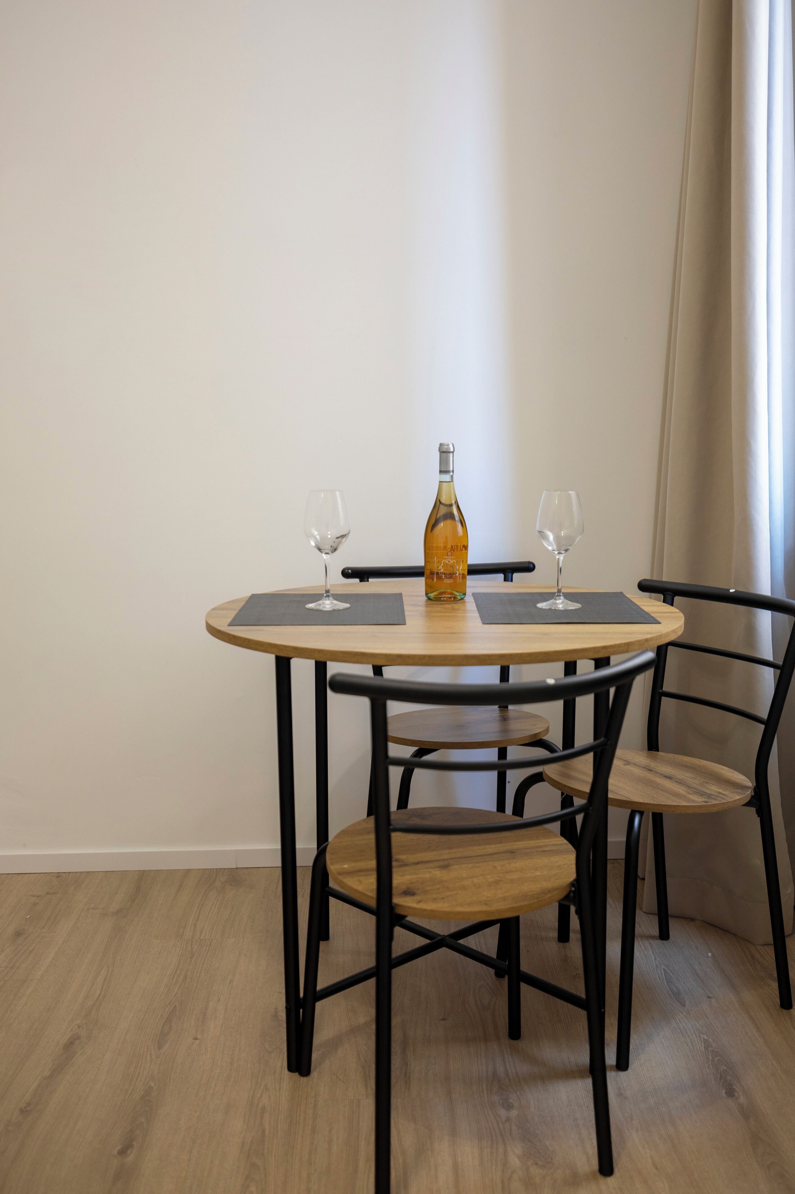 Estudi, vistes a la ciutat | Servei de restauració