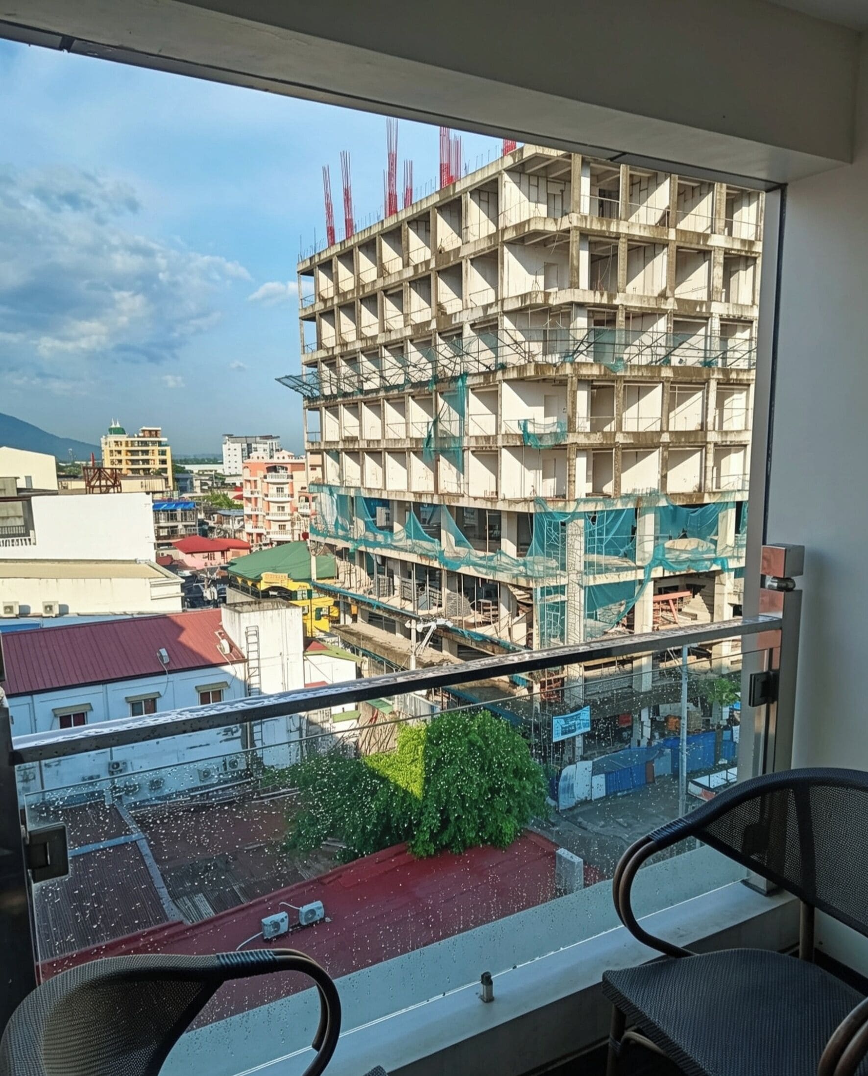 Junior-Suite, 1 King-Bett, Balkon, Stadtblick | Innenbereich