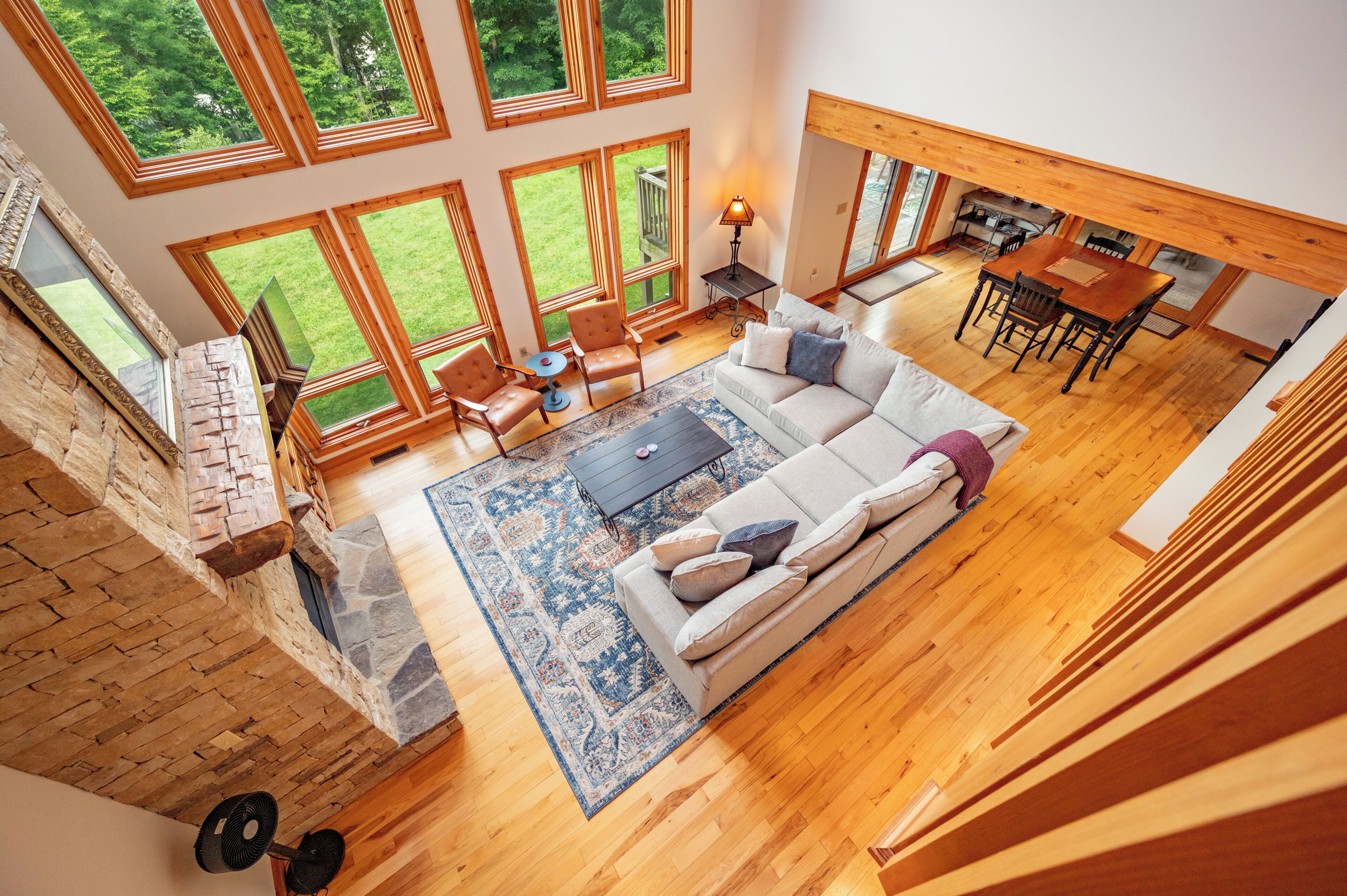 Smart TV, fireplace, offices