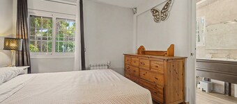 Vakantiehuis 'Del Sol' met gedeeld zwembad, wifi en airconditioning