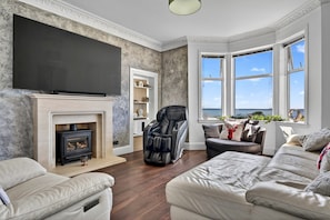 House | Living room - Charming Devon Cottage With Garden (West Kilbride)