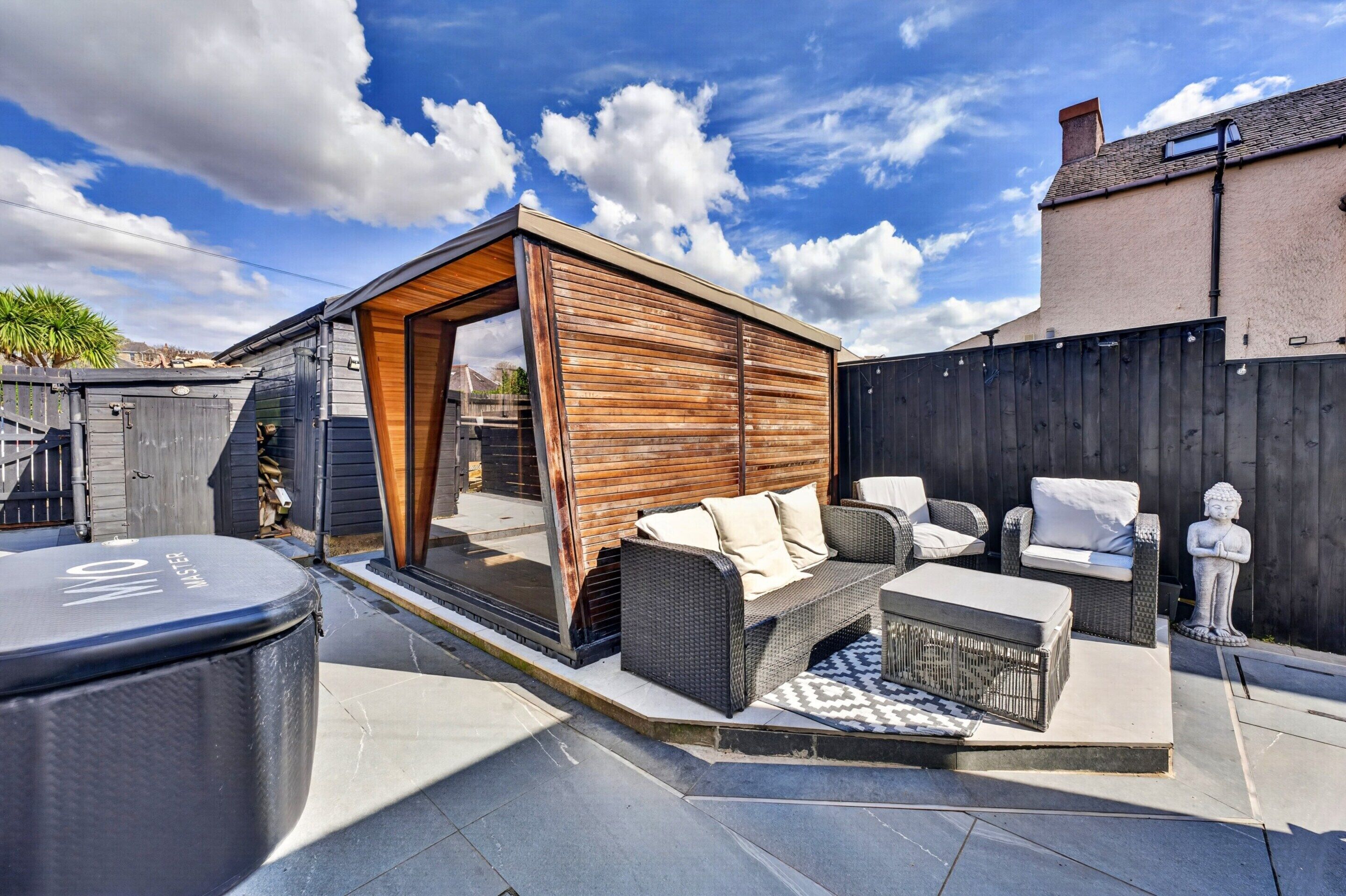 House | Balcony