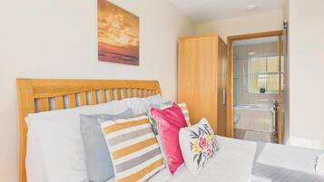 2 bedrooms, free WiFi, bed sheets