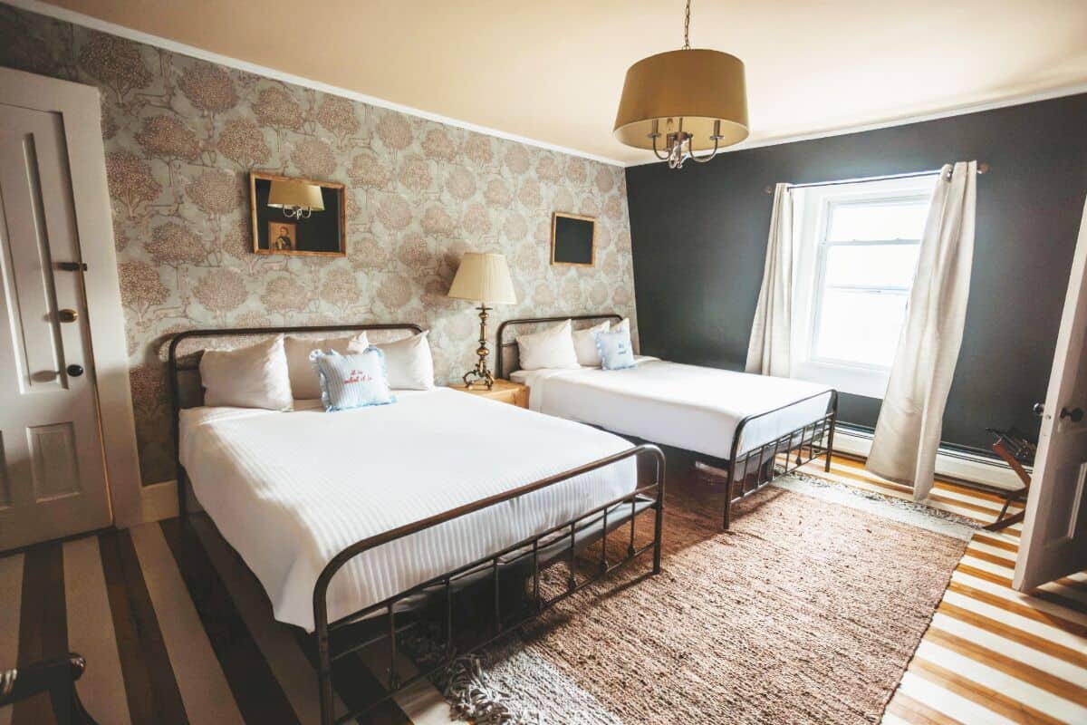 Standard Double Room, 2 Queen Beds | WiFi (free)