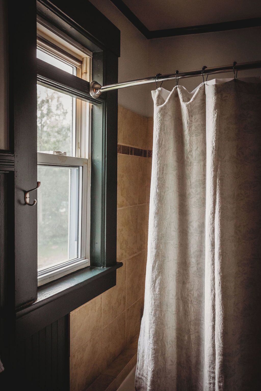 Chambre Double Standard, 1 très grand lit | Salle de bain