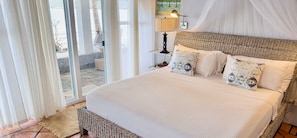 Iron/ironing board, travel cot, WiFi, bed sheets - Beautiful Private Waterfront Estate, 2 Properties, 4 Bedrooms, West End Tortola (Tortola)
