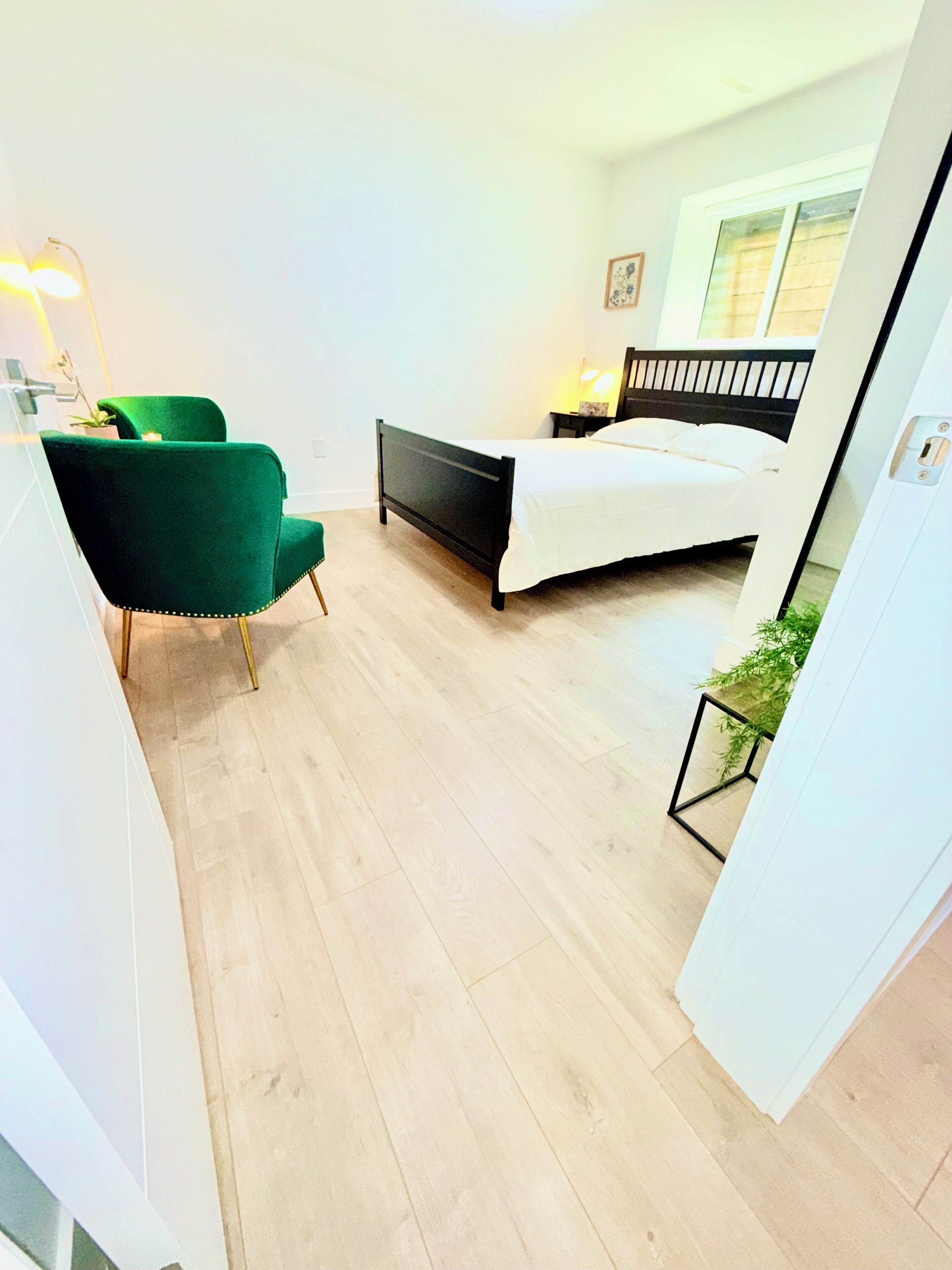 2 slaapkamers, een strijkplank/strijkijzer, wifi, beddengoed