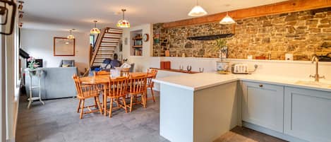 House | Dining