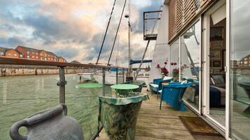 Mobile Home | Balcony