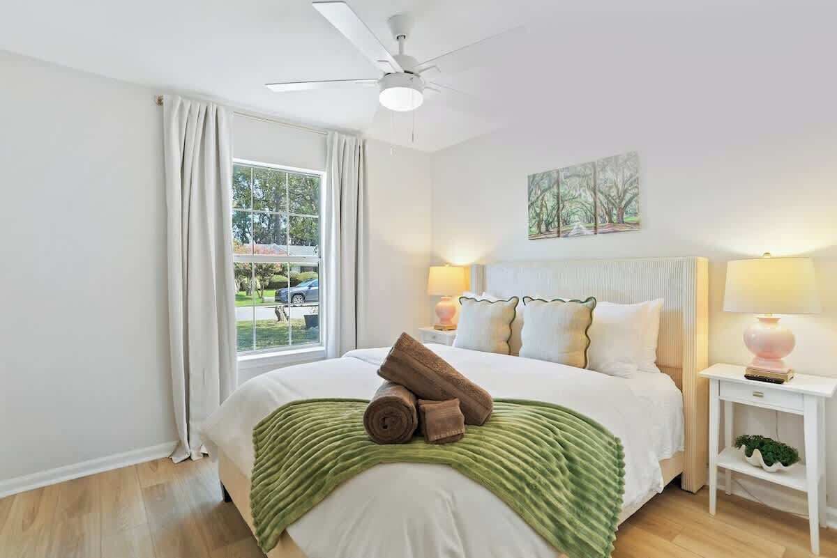 3 bedrooms, iron/ironing board, travel crib, WiFi