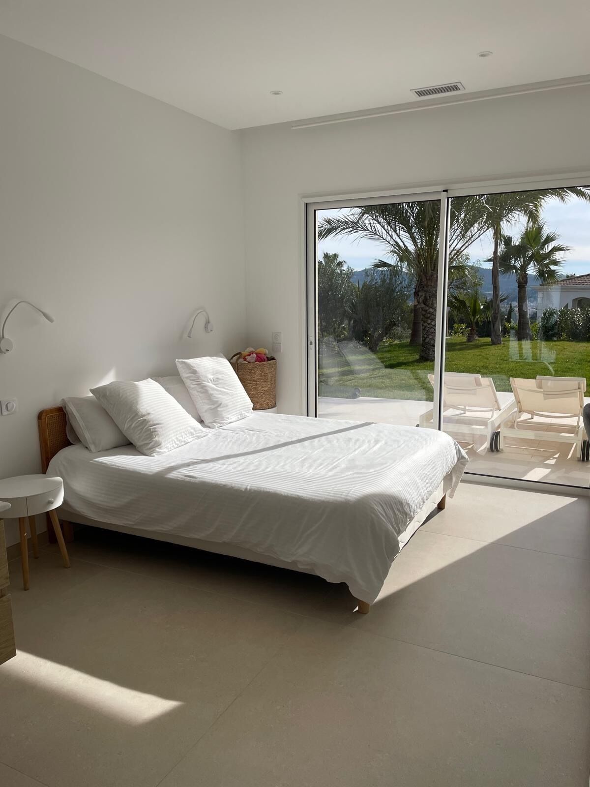 4 chambres, fer et planche à repasser, Wi-Fi, draps fournis