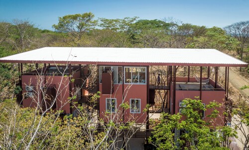 • 5BR/6BA • 12 Guests • Playa Avellanas Elevated at Treetop Canopy